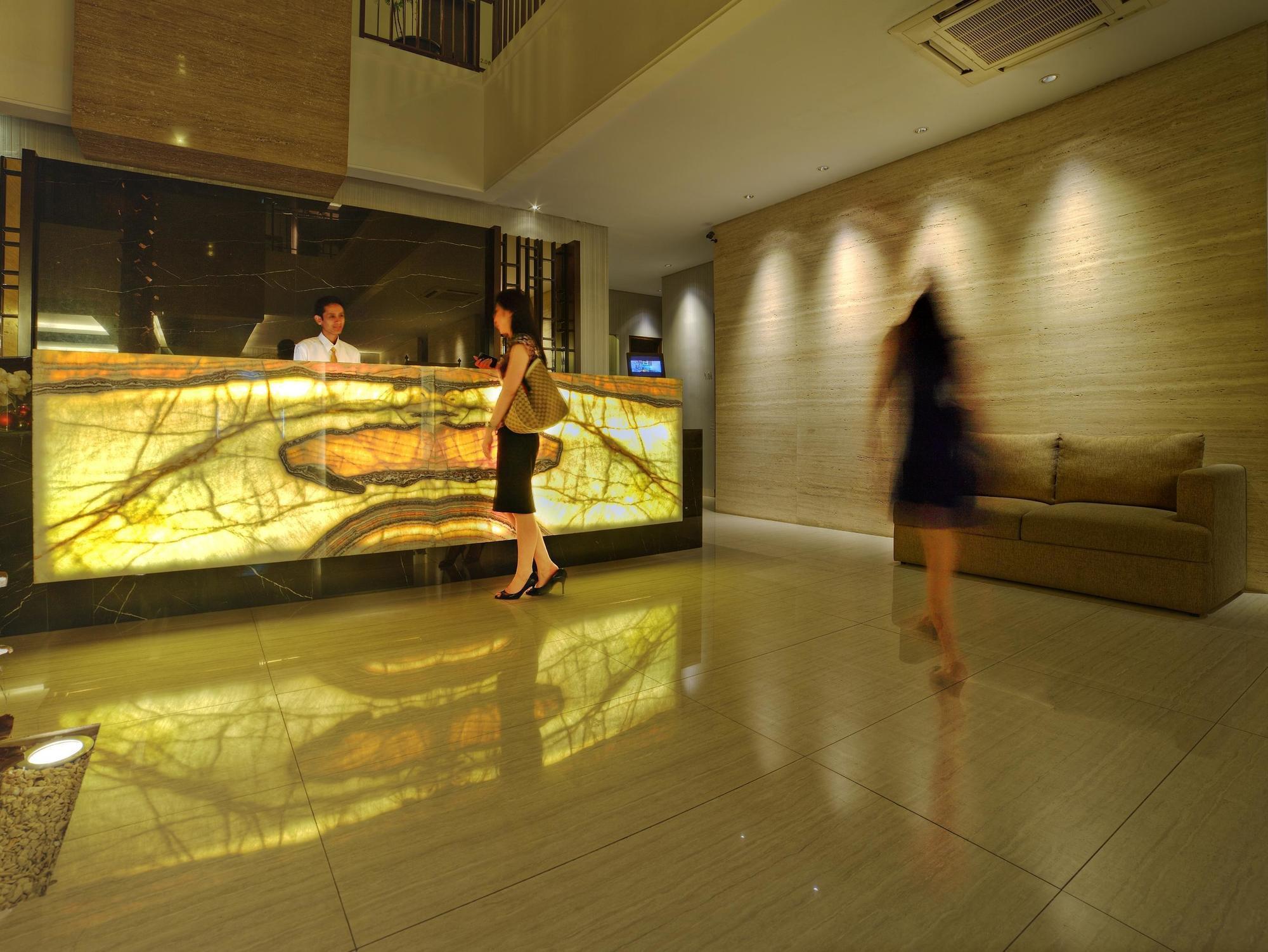 Rasuna Icon Hotel Dżakarta Zewnętrze zdjęcie