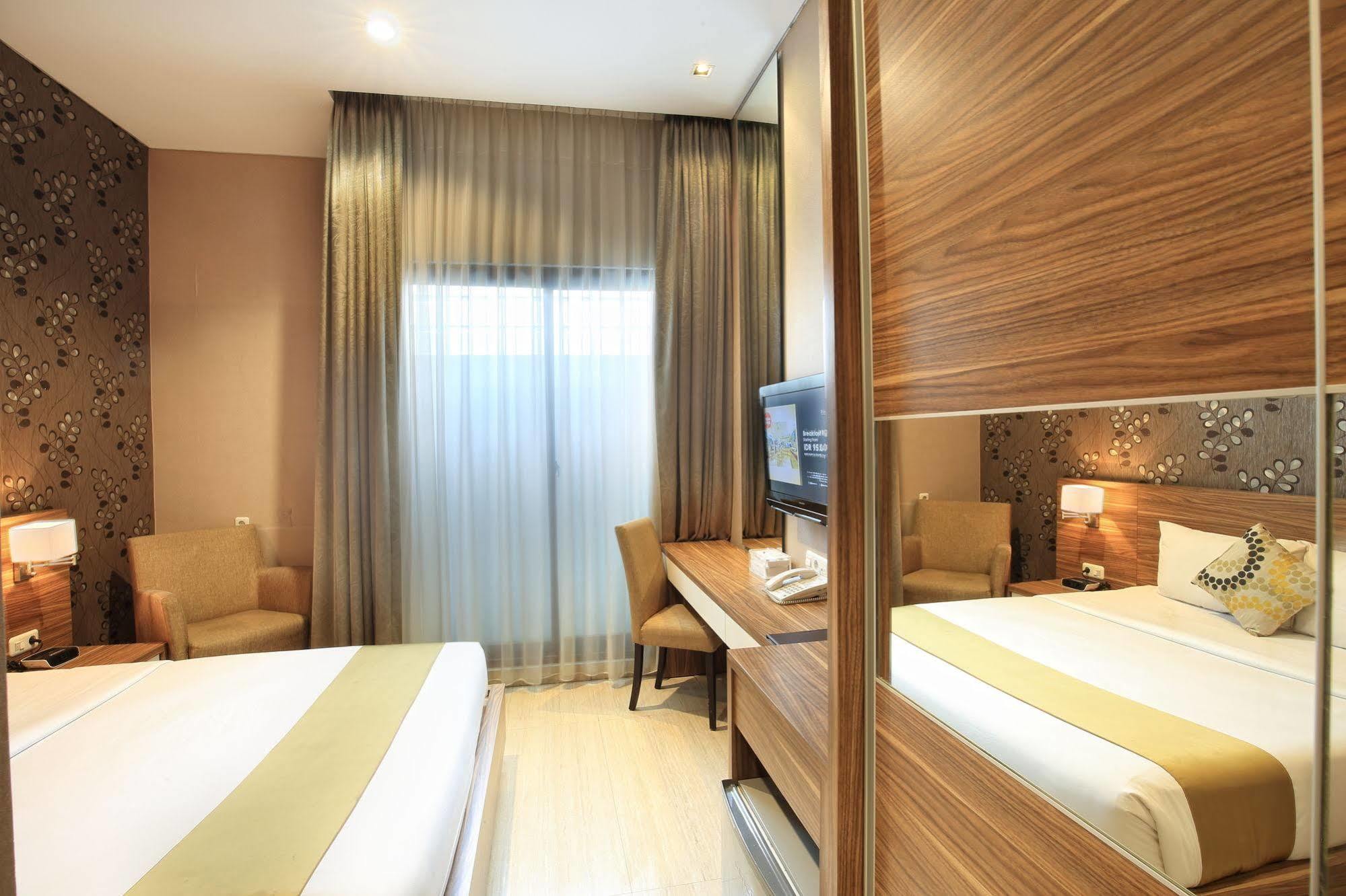 Rasuna Icon Hotel Dżakarta Zewnętrze zdjęcie
